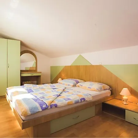 Lejlighed In With Sauna Kampor